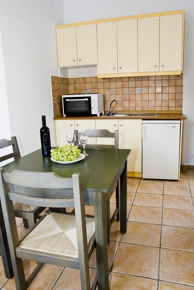 Iliana Hotel Pánormos Oda fotoğraf